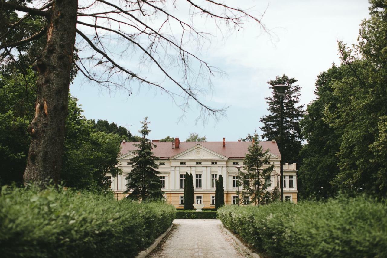Palac Sasino Odnova Ξενοδοχείο Εξωτερικό φωτογραφία