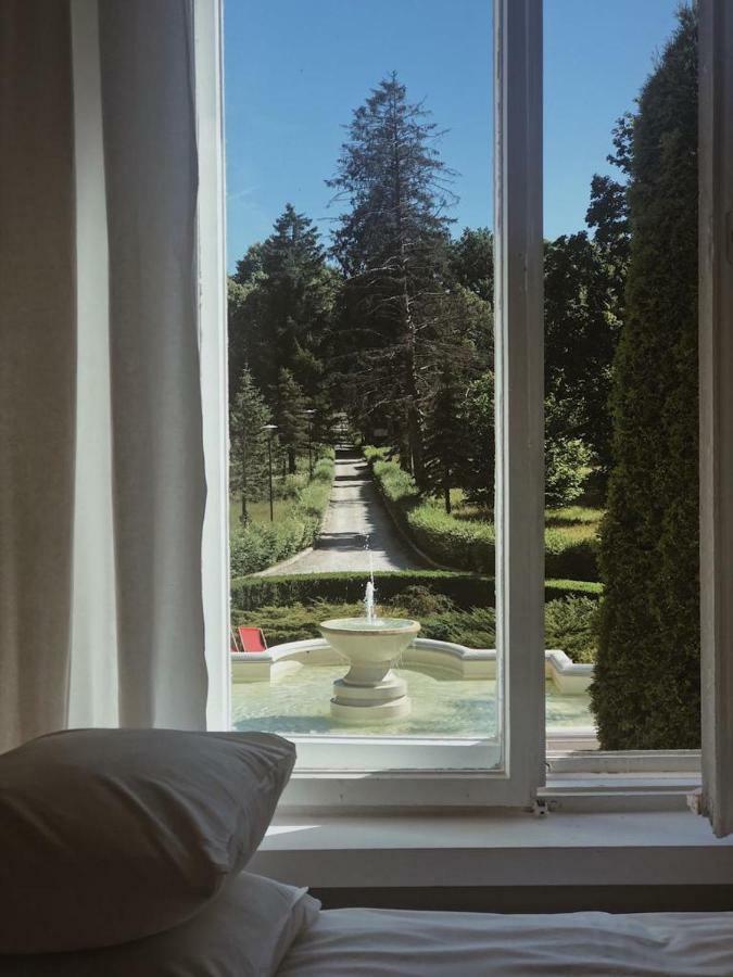 Palac Sasino Odnova Ξενοδοχείο Δωμάτιο φωτογραφία
